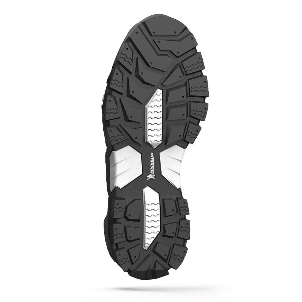 Read More About The Article Adventure Gtx Boot